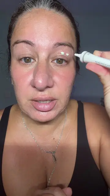 Upper eyelid lift, yes please! @The Ordinary 