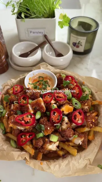 You all loved my last version of loaded fries so here is another unreal version…