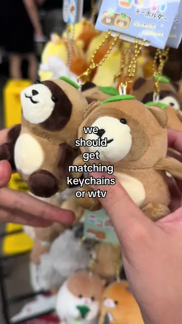 getting matching keychains is my love language 🥹 #keychains #matching #bestie #