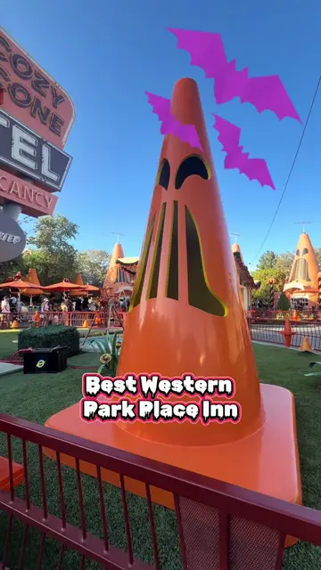 🏰✨ **Want to stay as close to Disneyland as possible without paying Disney Reso