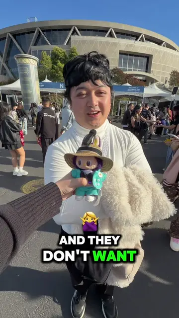 Interviewing MORE fans at Bigbang’s cosmos concert day 2 in Oakland! :D @BIGBANG