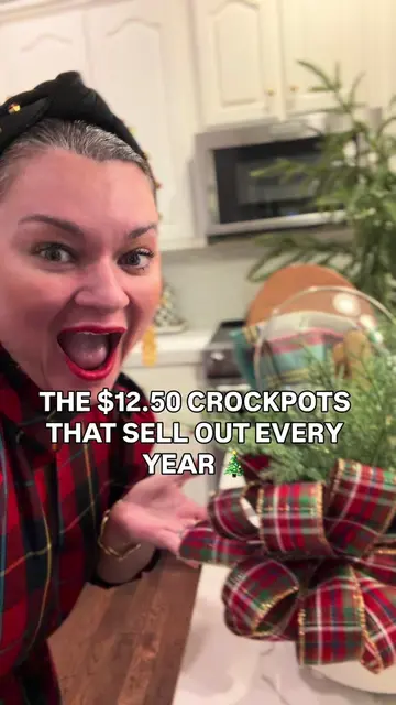 #christmasgiftidea These little $12.50 crockpots are one of my FAVORITE inexpens