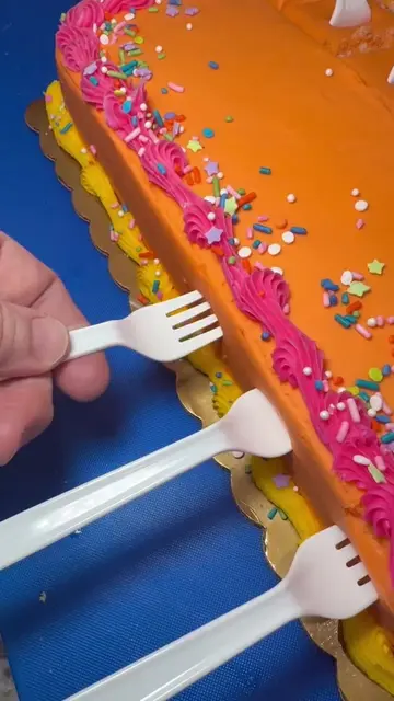 Great party serving hack #goviralvideo #fyp #viral_video 
