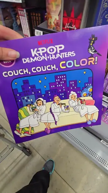 KPOP Demon Hunters Couch, Couch, Color! Official Coloring Book! 🎤🎶 @Walmart  #