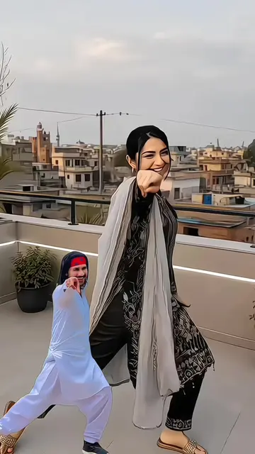 #CapCut  🔥🎥 پاکستان میں آج کل سب کی توجہ حاصل کرنے والے اس ڈانس ٹرینڈ کو اپنی 