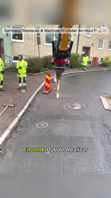 ThisMachineReplacesAManholeWithIncrediblePrecision🚧🤯 #ConstructionTech#Enginee