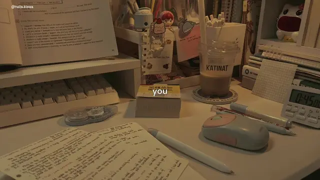 Manifest 📝🎓✨ #study #motivation #studytok #studyaesthetic #manifestation 