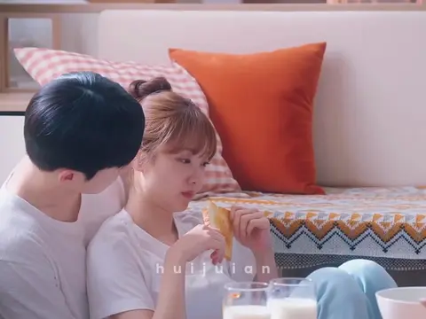 apasih so sweet banget dipangku udah kaya pasangan yang baru nikah aja 🤭 || my 