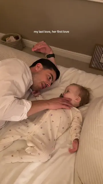 Completely in love with these two 🤍#daddysgirl #daughter #motherhood 
