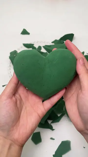 Come try the flower foam handmade stress ball  #squishy #stressball #diycraft #f