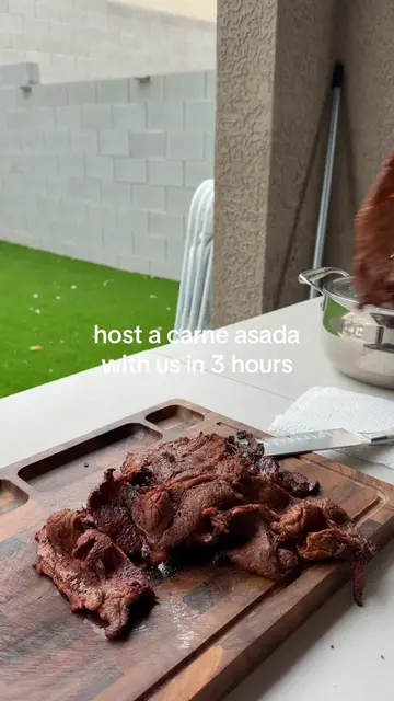 we love hosting 💕 #hosting #carneasada #homedecor #Home #fyp 