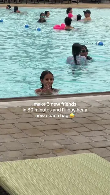 Do you think she’ll be able to do it? #newfriends #challenge #laborday @adelinaa
