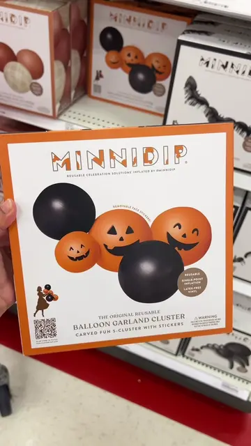 🎃 @target @MINNIDIP MINNIDIP Halloween balloon garland at Target! 👻 Perfect fo