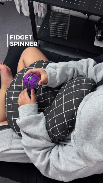 New toy alert! #fidgettoys #fidgetspinner #fidgetball 