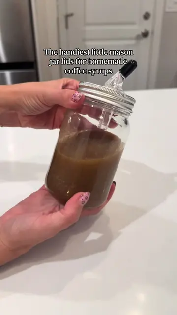 Banana bread coffee syrup ready to go! These mason jar syrup dispenser lids are 