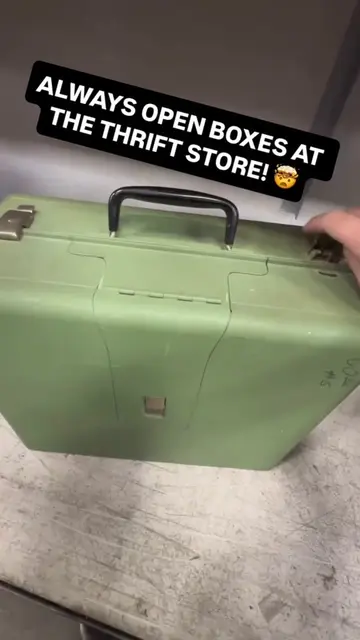 this is sooo vintage #thriftfinds #goodwillfinds #thriftshop #beforeandafter #vi