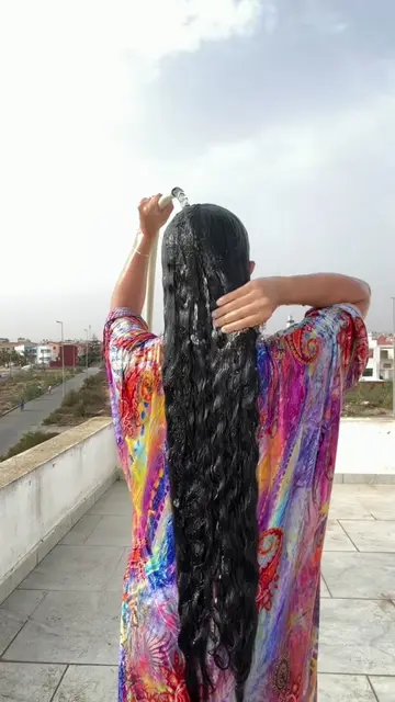 nothing like a shower on the sta7(rooftop)  #bodycare #SelfCare #showertok #🇲🇦