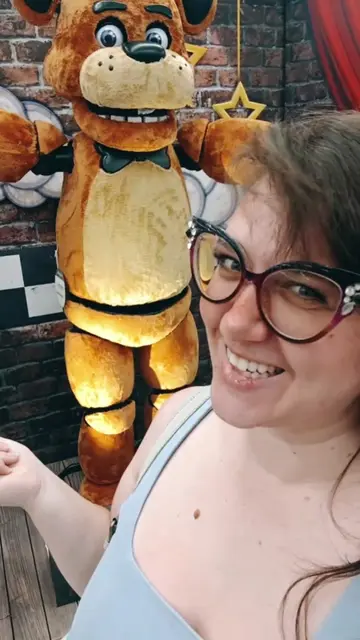 This is what happens when a #Fnaf voice actress goes to a @Spirit Halloween  #ha