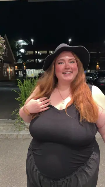 Witch accusations in Salem 😮‍💨 @Callie • Plus Size Fashion @Jules Black @hanna