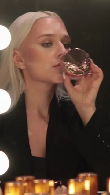 Anzeige | pov: you’re modeling for a @Charlotte Tilbury masterclass  learning th