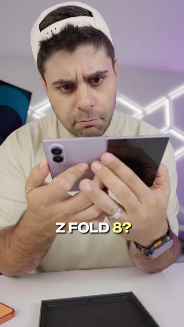 100 folds test on the BRAND NEW Samsung Galaxy Z Fold 8!! How do you think it di