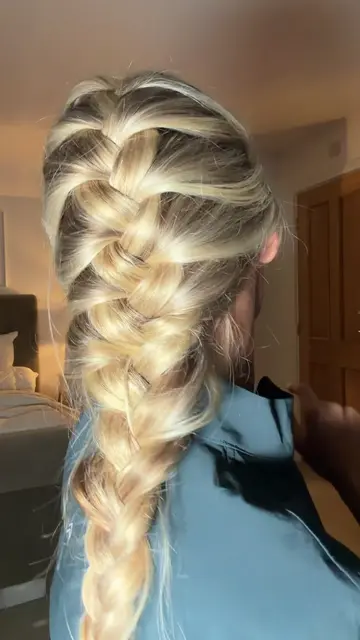 Frenchplaitaholic #hair #frenchbraid #hairtok #hairstyling #slickback 