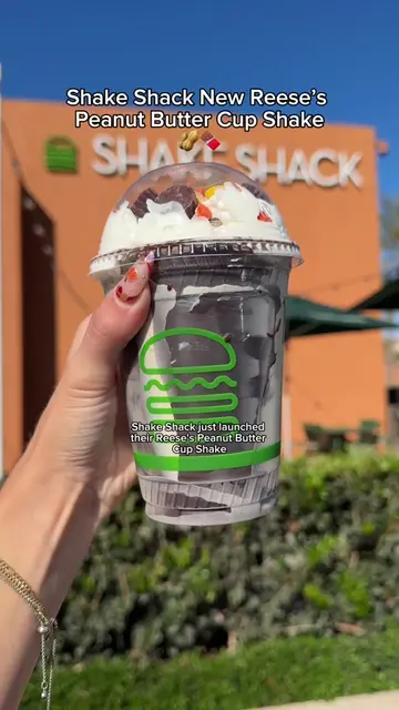 Shake Shack’s New Reese’s Peanut Butter Cup Shake is almost too good…🥜🍫 @SHAKE