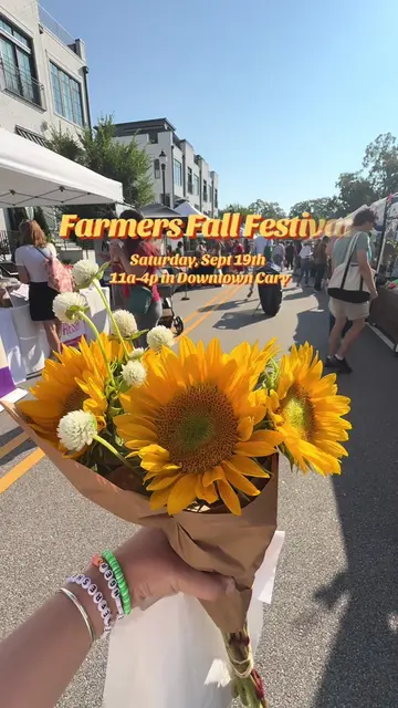 One of my favorite ways to start fall in Cary 🍂 The Cary Farmers Market’s annua