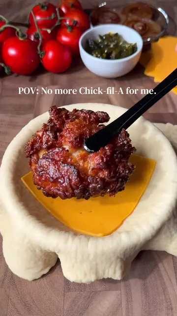 Crispy Hot Honey Chicken Stuffed Buns 🤎 After the success of my burger buns, I 