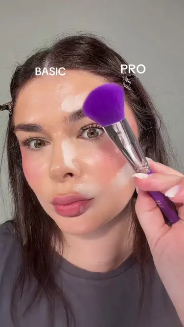 Professional baking hack for beginners ✅❌ #BeautyTok #makeupartisthacks #makeupt