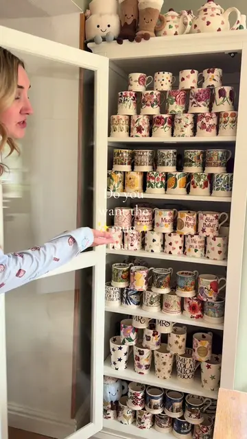 For all those asking where I store all 256 mugs☕️