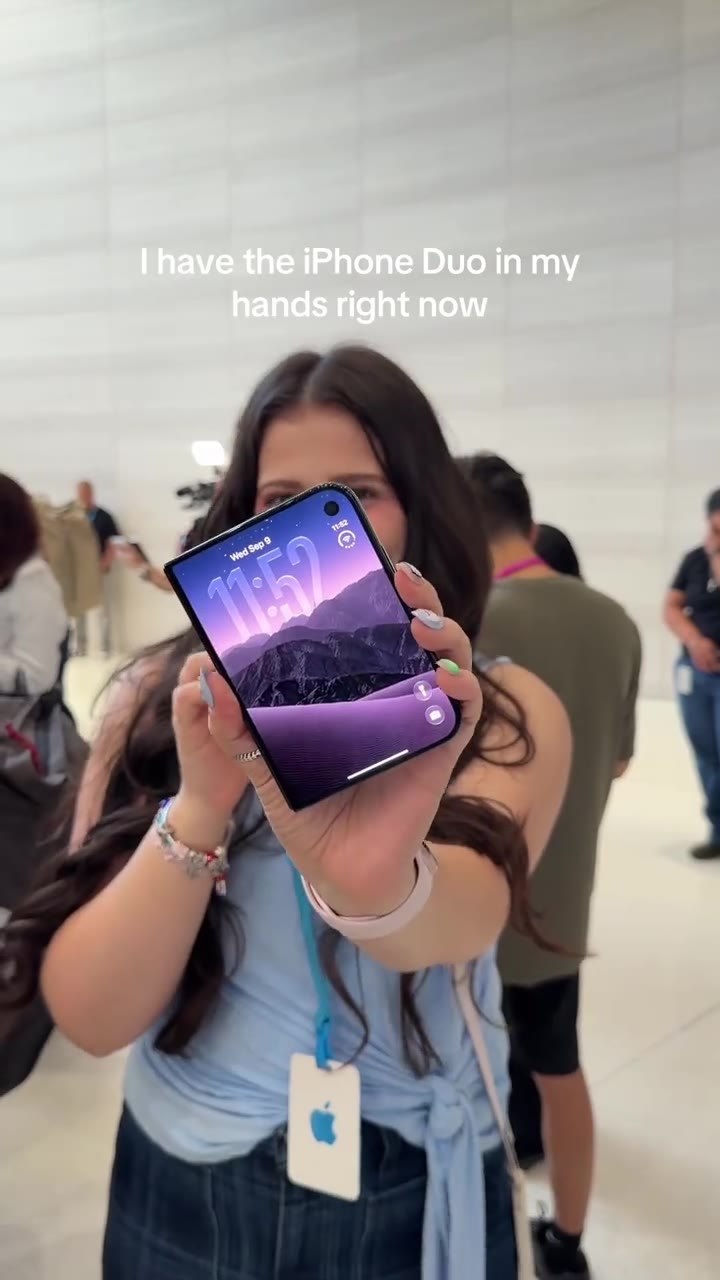i still can’t believe i held the iPhone Duo!! AND ITS PERFECT!!!📱✨💫⭐️  #iphone