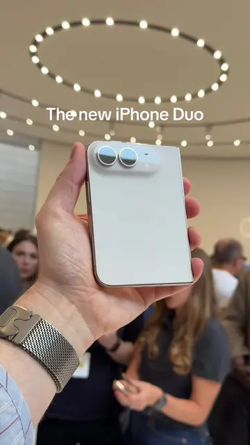 The new iPhone Duo!!! 🤯 It has two STUNNING displays, Nano-texture finish, 48MP