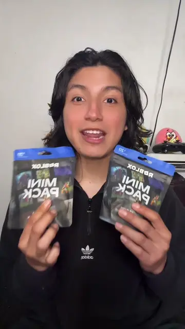 Así se mira los Robux en la vida real mini pack Robux ✨#roblox  #robux 