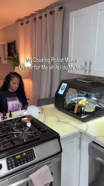 Full in depth videos coming next and a variety of recipe tastings! My @Posha Coo