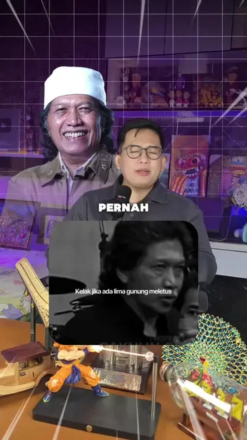 Cak Nun “Jika 5 Gunung Meletus Bersamaan, Yang Diberi Amanat Untuk Bangun Masa D