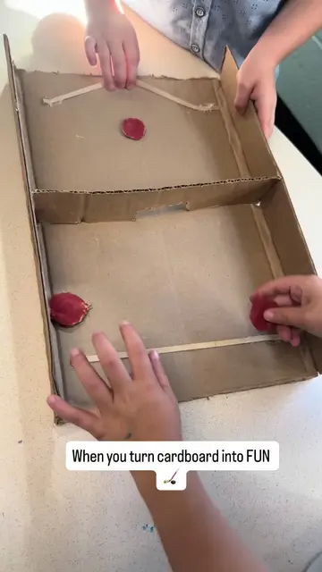 #diycardboard #airhockey #cardboard #diymom #kidsoftiktok 