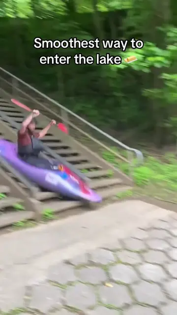 Smooth 🔥 (via @bird.and.the.boys) #espnsocial #kayak #lake