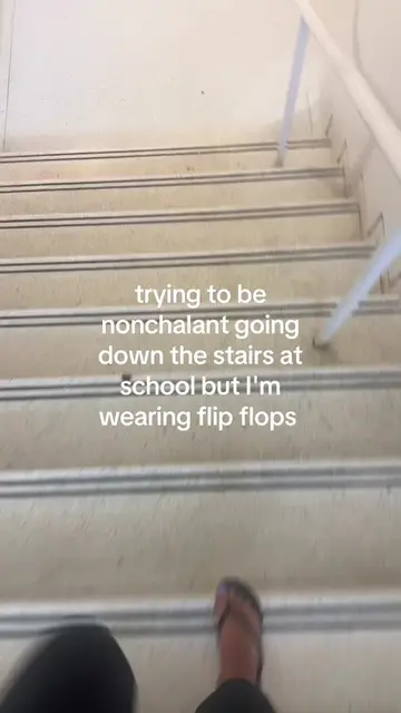 so obnoxious 🥴 #fyp #college #flipflops 