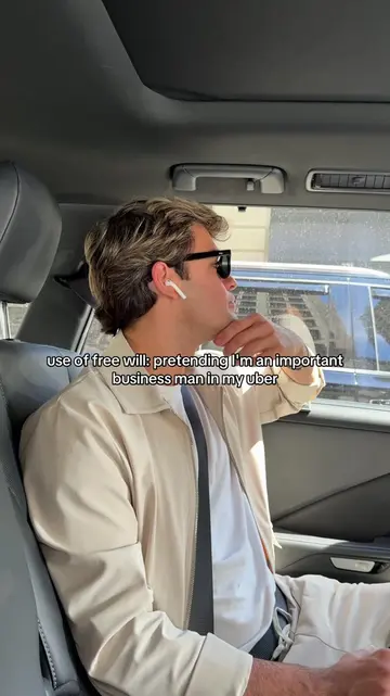 Anna (Wintour) is on my pretend speed dial #uber #corporate #nyfw 