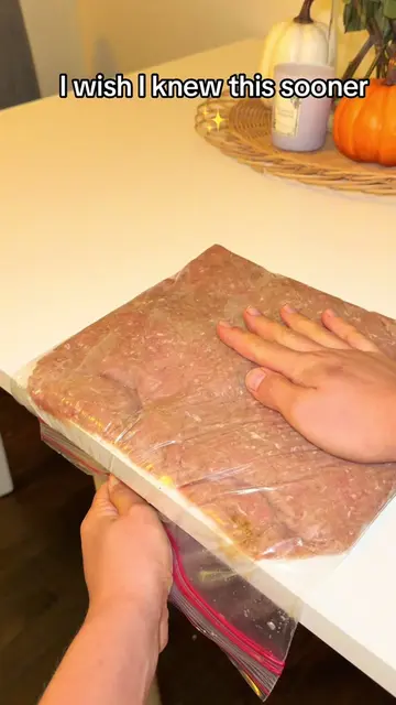 Helpful kitchen tip I wish I knew sooner ✨ #KitchenHacks #cookingtips #momhacks 