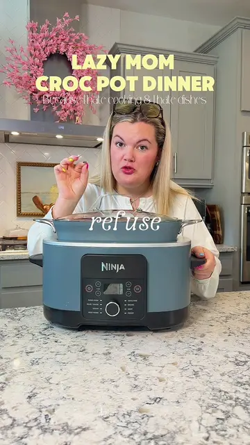 Crocpot dinners always slap because I’m lazy, and these cook themselves 🤷🏼‍♀️ 