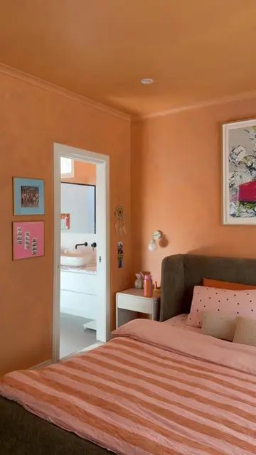 we <3 home & colour 🧡