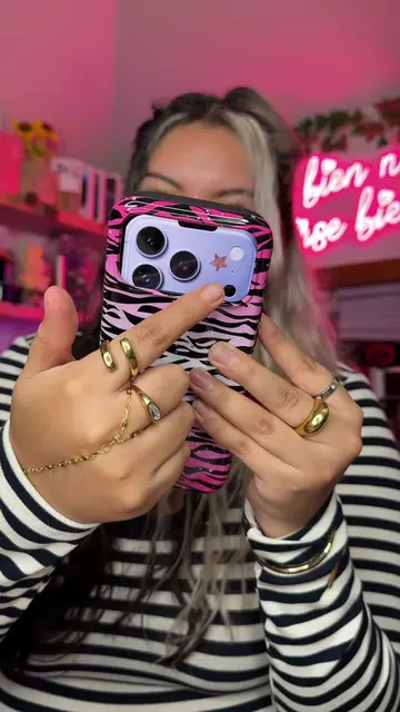 its almost that new iphone era✨🧍🏻‍♀️the 18 pro seems more like the option i sh