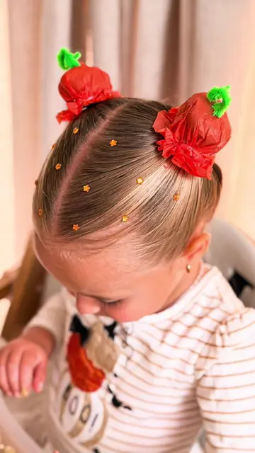 How cute are these pumpkin buns?! 🧡 The perfect little transition into fall and