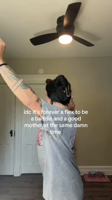 multitasker 💅🏻 #fyp #mom #baddie #MomsofTikTok #hotmom 