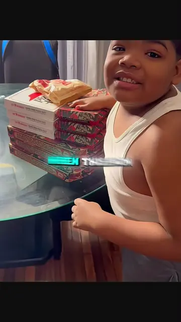 Craziest $160 pizza order! #foodfact #pizza 
