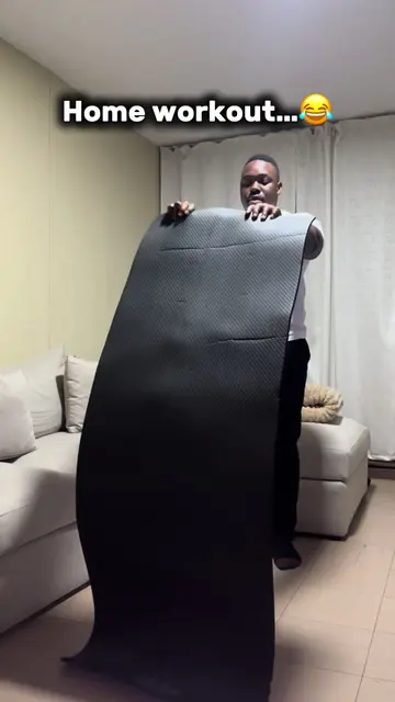 Home workout 😂😂 #homeworkout #fun #relatable 