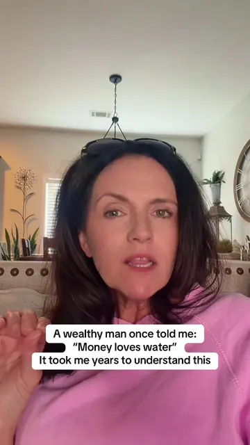 📌Most people think money disappears because they don’t make enough. But sometim