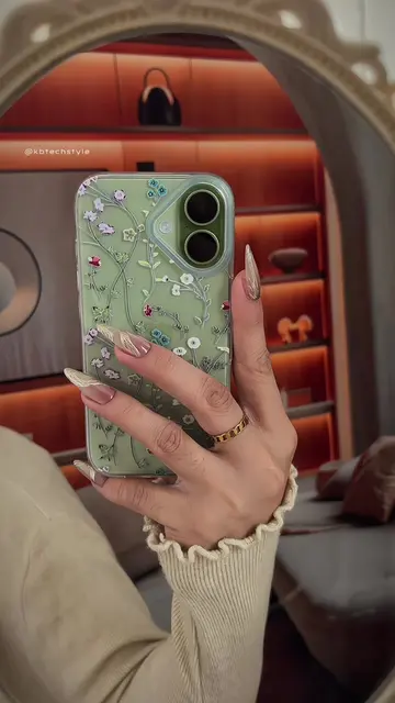 lovin' this floral phone case 💐✨ #iphonecase #phonecase #floralphonecase #casef